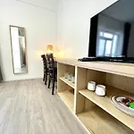 Self Check-in By Amber Apartmán *