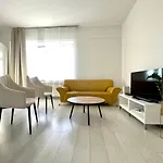 Apartment Self Check-in By Amber Bratislava