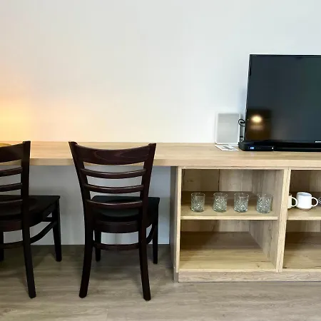 Self Check-in By Amber Apartment Pressburg