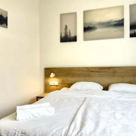 Self Check-in By Amber * Pressburg