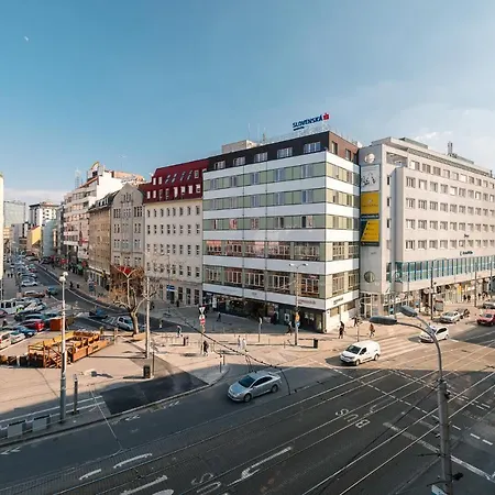 Self Check-in By Amber * Pressburg